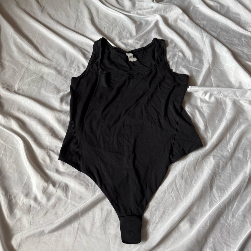 Lululemon‎ Wundermost Square Neck Bodysuit Black Size L